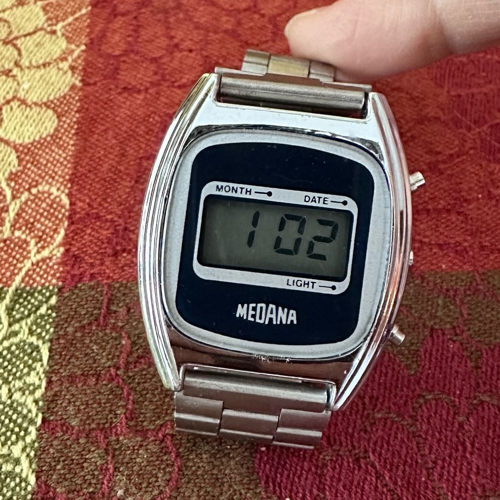 Vintage Medana Retro 80s Men’s Silver Tone and Blue Digital Watch